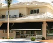 Toldos de Braços Retráteis Toldos de Braços Retráteis